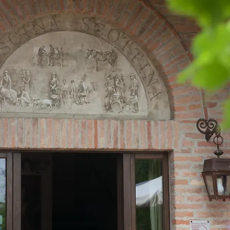 Relais Cascina Scottina Séjour à la campagne