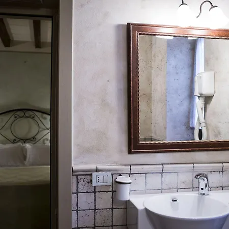 Relais Cascina Scottina Venkovský dům *