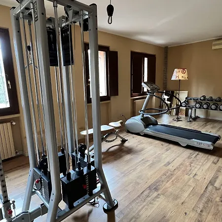 컨트리하우스 Relais Cascina Scottina 카데오