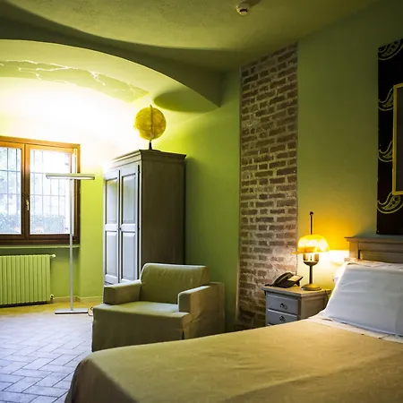 Relais Cascina Scottina Kır Evi *