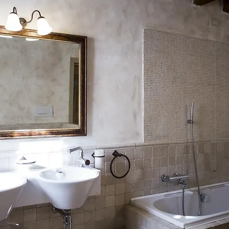 Relais Cascina Scottina Séjour à la campagne Cadeo