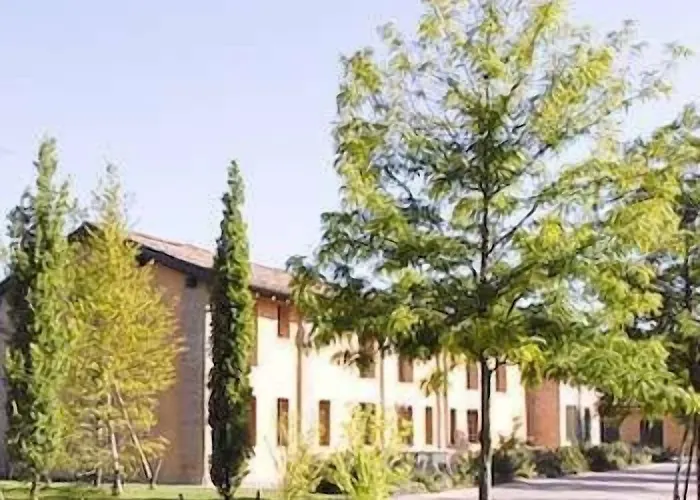 乡村民宿 Relais Cascina Scottina 卡代奥