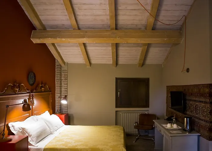 Relais Cascina Scottina 卡代奥